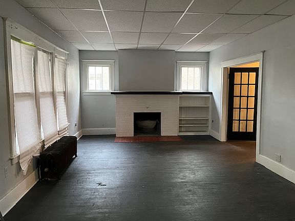 4th image of 816 Algonquin St
