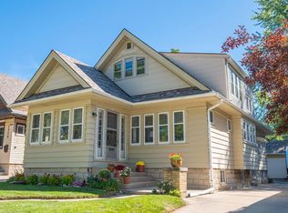 2518 N 65th St, Wauwatosa, WI 53213