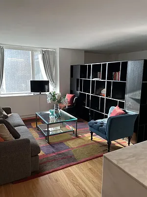 Rented by Barkin and Associates | media 10