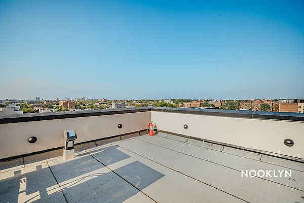 Rented by Nooklyn NYC LLC | media 40