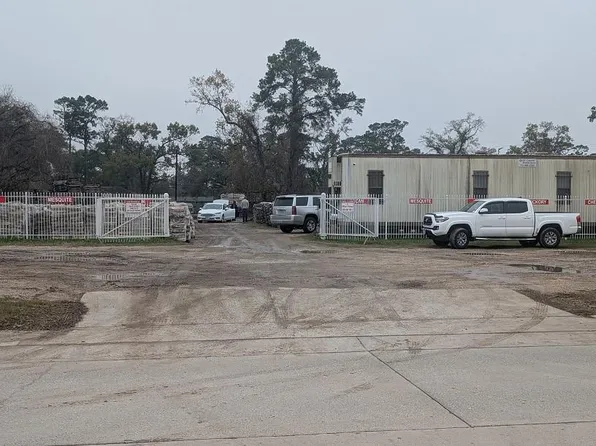 3347 Pinemont Dr, Houston, TX 77018