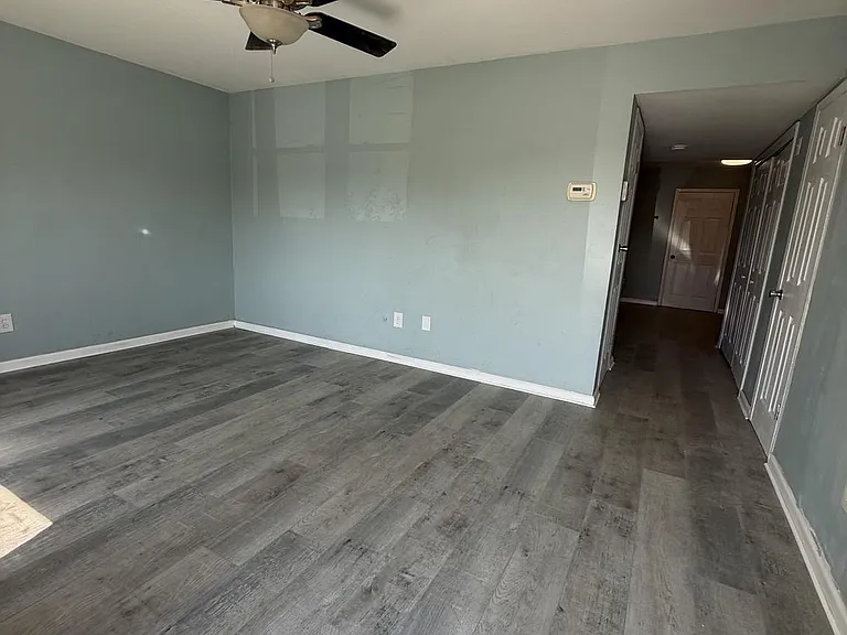 8 Radford Pl — Photo 5
