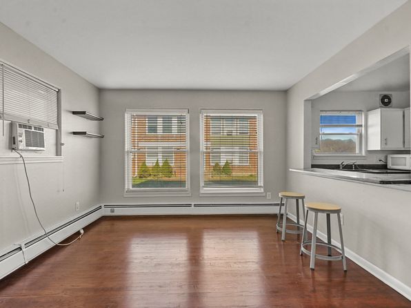 721 N Stephenson Hwy APT 105