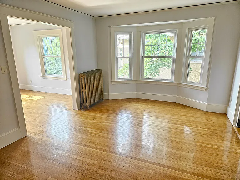 19 Rowe St — Photo 8