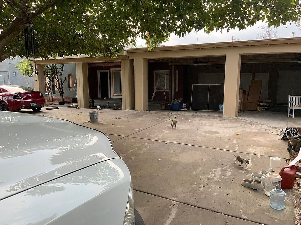 2nd image of 206 W Fremont Rd