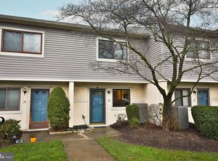 33 Ash Stoker Ln, Horsham, PA 19044