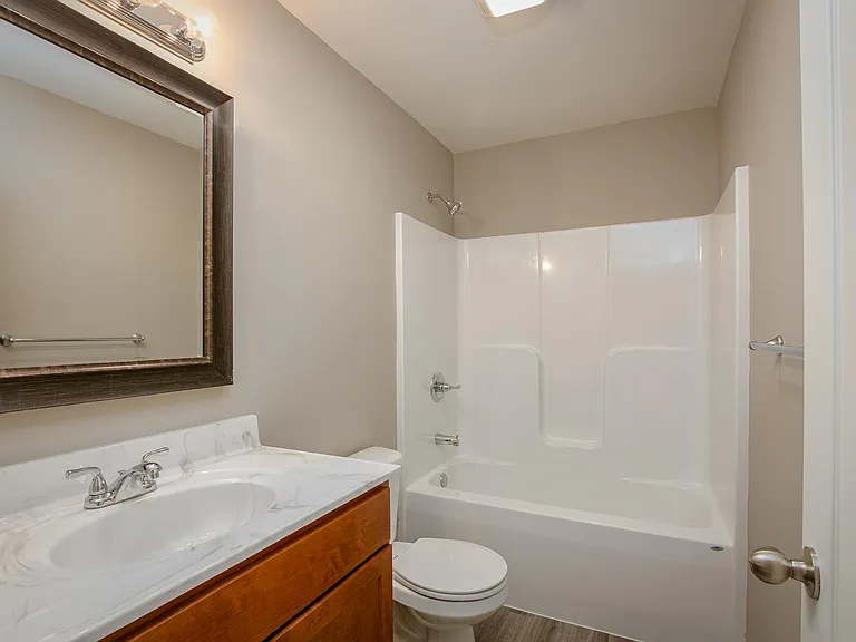 116 Whispering Meadows Pkwy — Photo 5