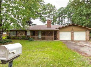 306 Helane Ln, Longview, TX 75604