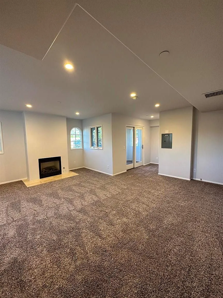 1 bed, $3,100 — Photo 4