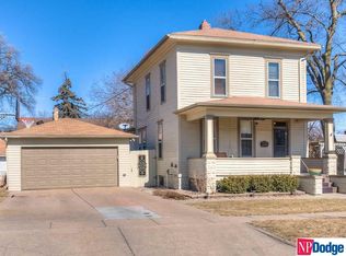 946 E 6th St, Fremont, NE 68025