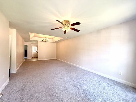 5th image of 5 Cedar Brook Ct