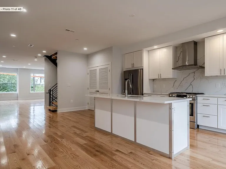 237 Tasker St — Photo 6