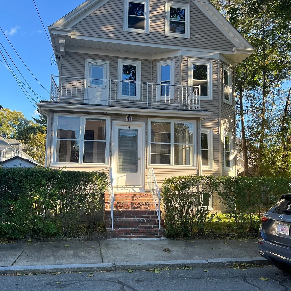 2 bed, 1050 sqft, $2,800 — Photo 1