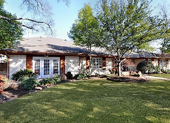 2nd image of 2422 Canyon Creek Dr