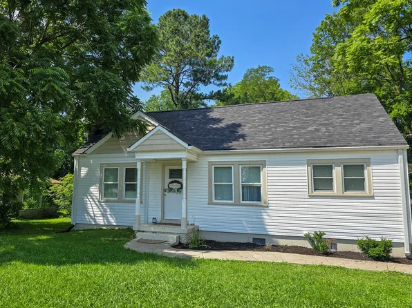 103 Oak St, Portland, TN 37148