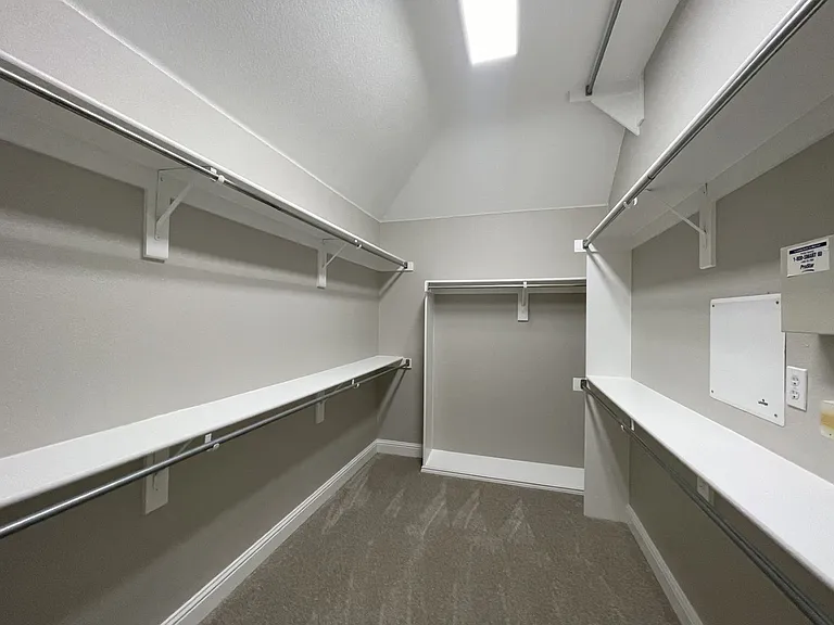 2911 Saint Jude Dr — Photo 20