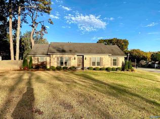105 Camp Ground Rd, Brownsboro, AL 35741