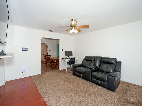 4th image of 218 WESTWAY DR