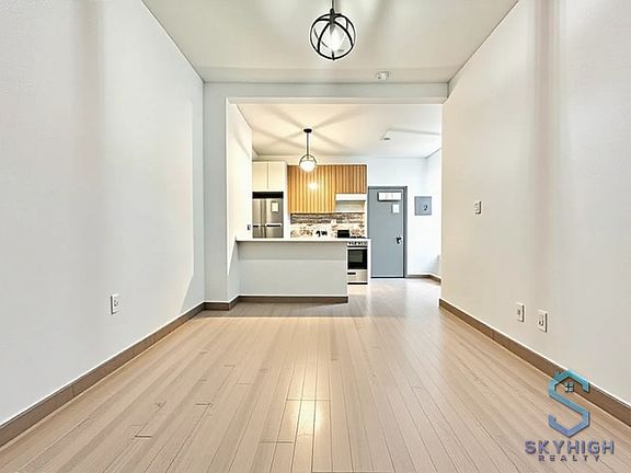 2nd image of 2553 Church Ave APT 3R