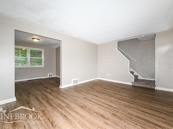 3rd image of 514 Pennwood Dr