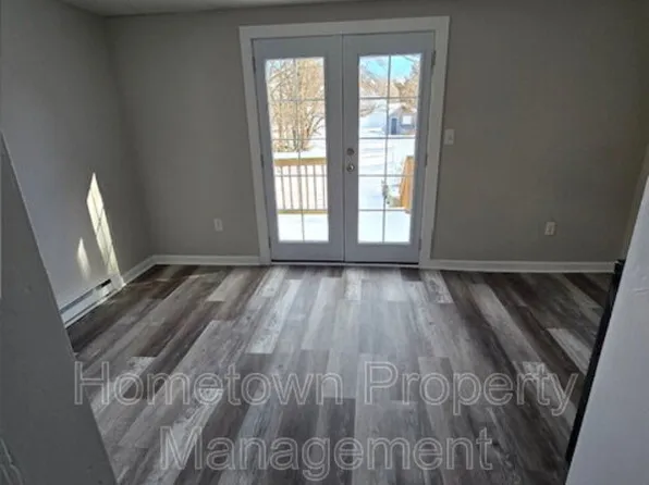 122 S Carlisle St, Greencastle, PA 17225