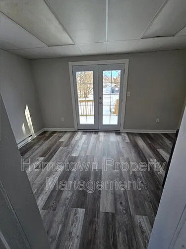 122 S Carlisle St Photo 1