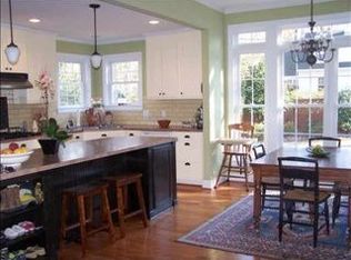 115 E Pinewood Ave, Hartsville, SC 29550