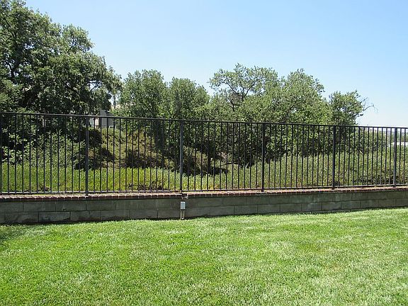 4th image of 26309 Emerald Dove Dr