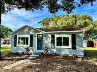 5153 17th St, Zephyrhills, FL 33542