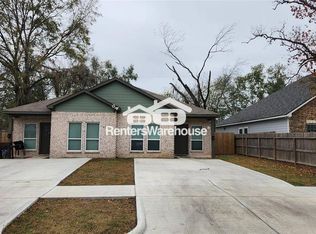 5718 Pershing St #B, Houston, TX 77033