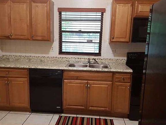 3rd image of 9301 Ashley Dr