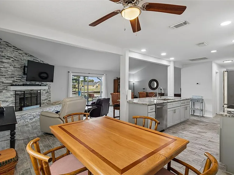 5440 Leahy Ln — Photo 11