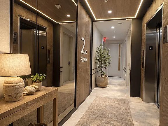 4th image of 205 Cabrini Blvd #6