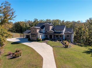 135 John A Hall Rd, High Point, NC 27265