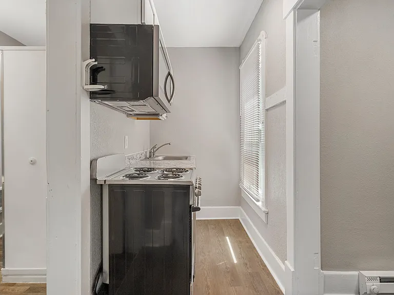 713 W Illinois St #3 — Photo 13