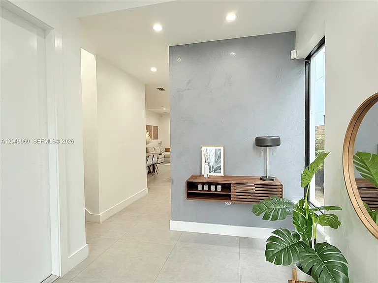 8871 SW 28th St — Photo 15