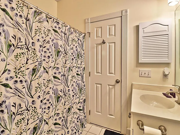 698 Riverwalk Dr — Photo 13