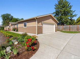 3516 Meadowbrook Ln SE, Lacey, WA 98503
