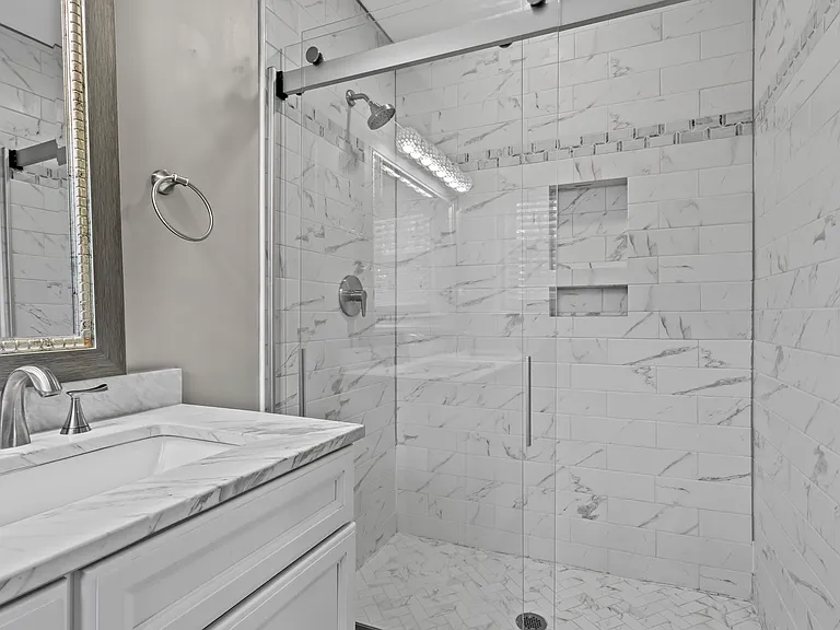 2465 Spring Dr SE — Photo 35