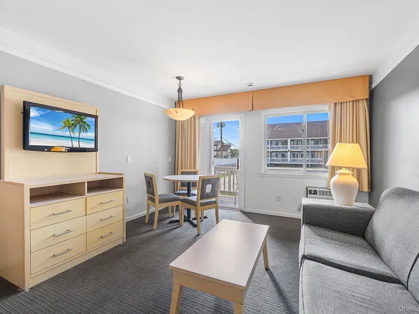 131 S Emerson Avenue #235, Montauk, NY 11954