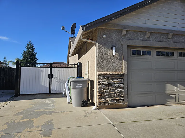 3491 Lemurian Rd — Photo 3