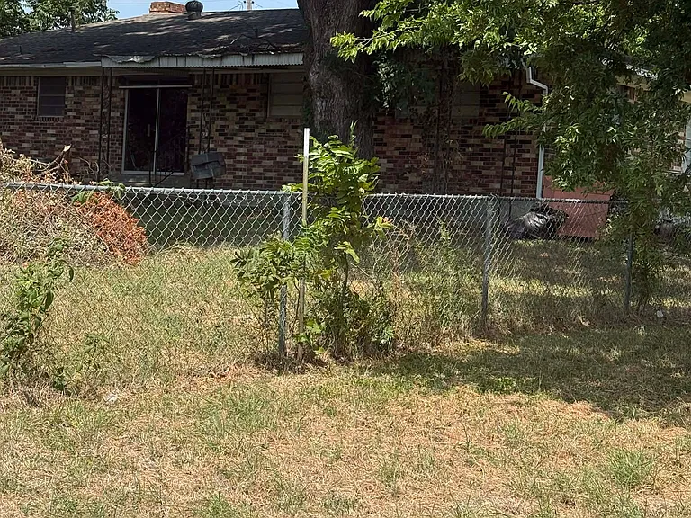 610 S Rike St — Photo 24