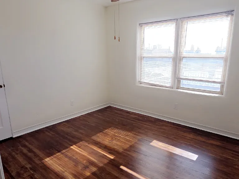 3409 Sacramento Ave — Photo 13
