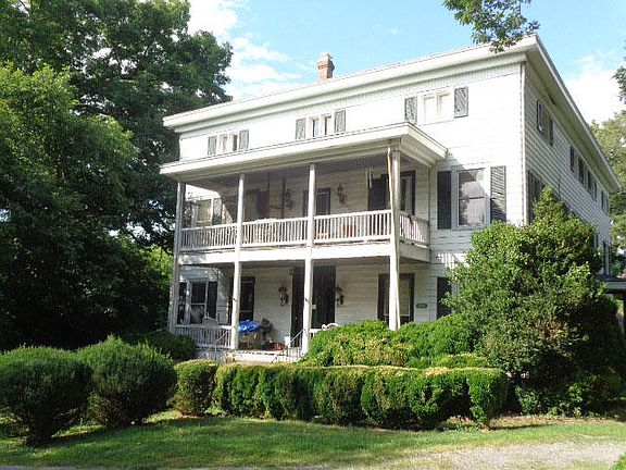 3rd image of 108 Mennefer Ln