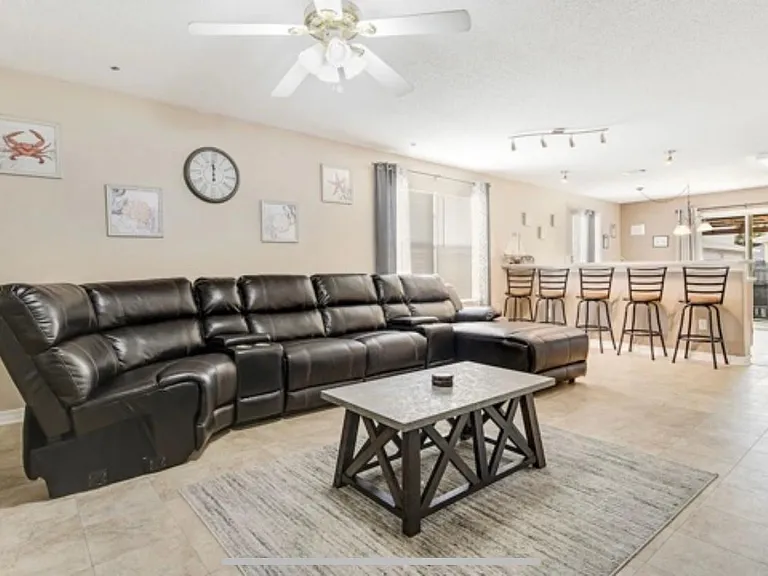 7689 Chablis Cir — Photo 7