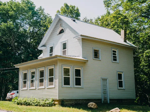 18 Simpson Corner Road, Dixmont, ME 04932