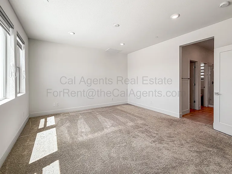 5583 Dublin Blvd — Photo 8