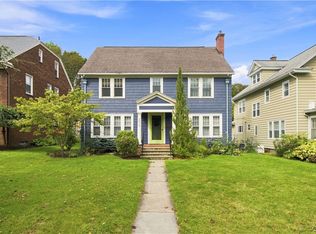 206 Twin Hills Dr, Syracuse, NY 13207