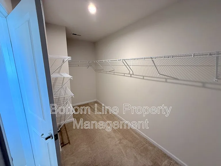 1524 Bailiff Ct SW — Photo 22