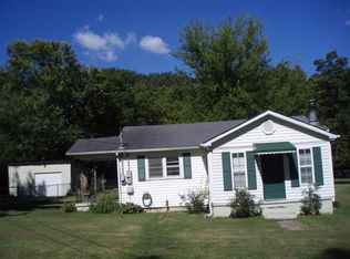 212 Roberts Dr, Dalton, GA 30721